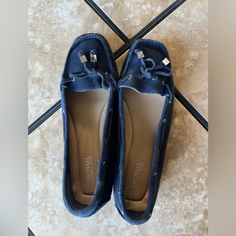 Michael Kors Moccasins Leather Suede. Admiral Blue. Silver details. Soft. 7.5